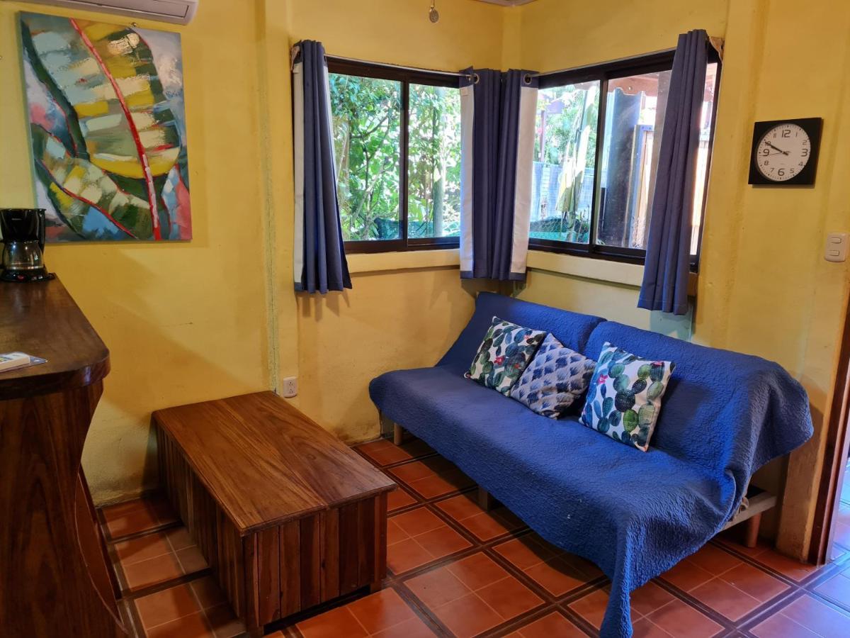 Jungle Beach Bungalow With Ac & Fiber Optic Puerto Viejo de Talamanca Bilik gambar